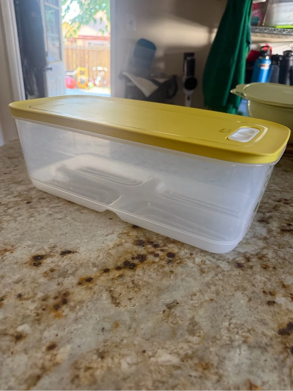 Large Tupperware Fridgesmart